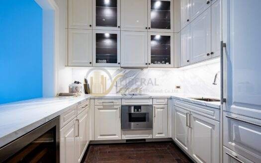 LTHC5766 – 98 Wireless FOR RENT 2 beds 3 baths size 132 Sq.M. Nearby BTS Phloen Chit station ONLY 150k/Month