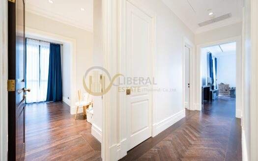 LTHC5766 – 98 Wireless FOR RENT 2 beds 3 baths size 132 Sq.M. Nearby BTS Phloen Chit station ONLY 150k/Month