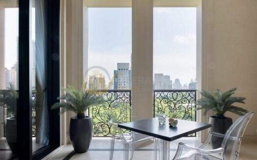 LTHC5765 – 98 Wireless FOR RENT 2 beds 3 baths size 145.51 Sq.M. Nearby BTS Phloen Chit station ONLY 230k/Month