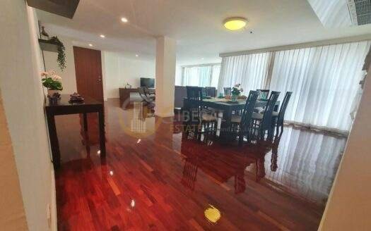 LTH5884 – Pet-Friendly Apartment FOR RENT in Sathorn 3 beds 3 baths Size 230 Sq.M. nearby BTS Surasak Station ONLY 90k/Month