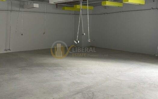 LTH5965 – Office FOR RENT in Nana size 256 Sq.M. nearby BTS Nana Station Start at 127,744 THB/Month