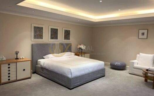 LTH2820 – Penthouse Duplex FOR RENT 4 beds 6 baths size 700 Sq.M. Nearby BTS Asoke station ONLY 320k/Month