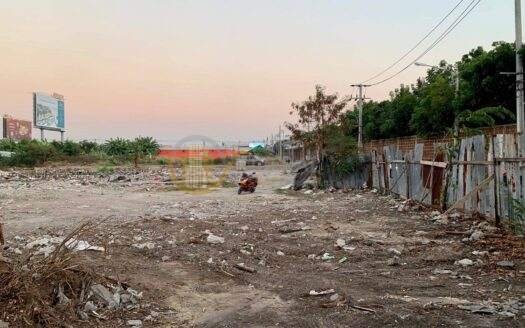 LTH5771 – Land FOR RENT in Bang Na size 3 Rai Nearby BTS Bang Na station ONLY 200k/Month