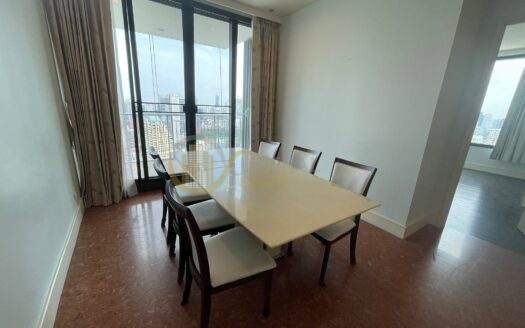 LTH5904 – Aguston Sukhumvit 22 FOR RENT 3 beds 3 baths size 155 Sq.M. nearby BTS Phrom Phong Station ONLY 75k/Month