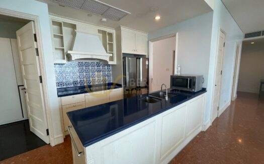 LTH5904 – Aguston Sukhumvit 22 FOR RENT 3 beds 3 baths size 155 Sq.M. nearby BTS Phrom Phong Station ONLY 75k/Month