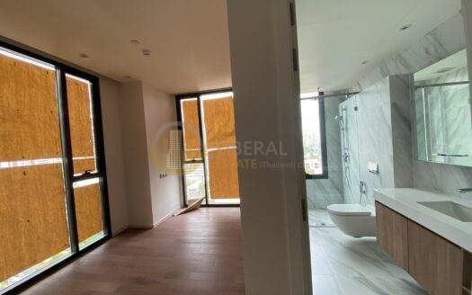 LTH15538 – Luxury Pet-Friendly Condo for Sale Asoke | Prime Location Best Value | Near BTS Asoke | Starting 11.2 MB | คอนโดหรูขาย อโศก เลี้ยงสัตว์ได้ ใกล้ BTS อโศก