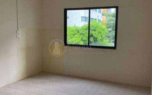 LTH6096 – Single House FOR SALE in Phrom Phong 10 beds 6 baths size 54 Sq.W. Nearby BTS Phrom Phong station ONLY 38 MB