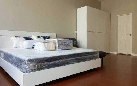 LTH6092 – Belle Grand Rama 9 FOR RENT 3 beds 3 baths size 178.43 Sq.M. Nearby MRT Rama 9 station ONLY 75k/Month