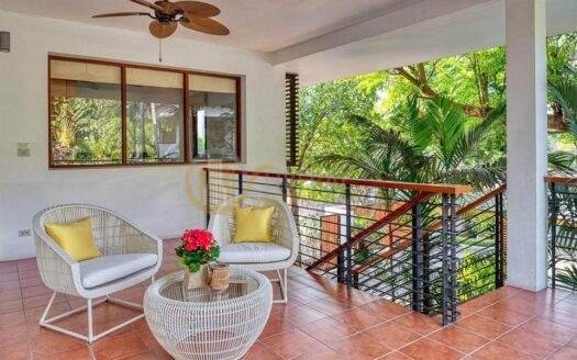 LTHC6078 – Single House with Private Swimming Pool FOR SALE 3 beds 3 baths size 842 Sq.M. Nearby BTS Punnawithi station ONLY 118 MB