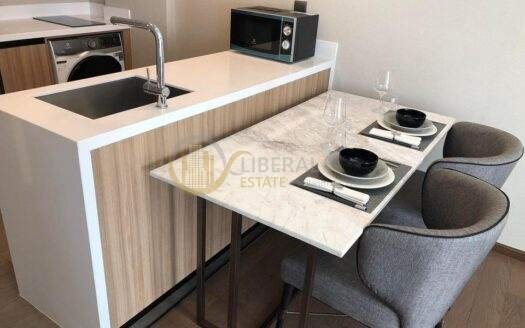 LTH6106 – Na Vara Residence FOR SALE 1 bed 1 bath size 45 Sq.M. Nearby BTS Chit Lom station ONLY 11.5 MB