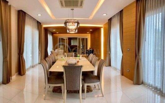 LTH6075 – Single House with Private Swimming pool FOR SALE in Bangna 6 beds size 1400 Sq.M. Nearby BTS Bangna station ONLY 120 MB