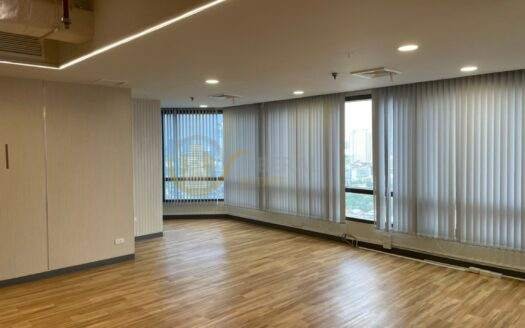 LTH6039 – Office FOR SALE in Ari size 400 Sq.M. Near BTS Ari station ONLY 45.7 MB