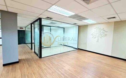 LTH6146 – Office FOR RENT in Phahonyothin size 210 Sq.M. Nearby BTS Phahonyothin 24 station ONLY 100,800 THB/month
