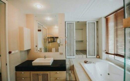 LTH15588 – Townhouse for Sale Yannawa | Spacious Family Residence | Near BTS Chong Nonsi | 10.9 MB | ทาวน์เฮาส์ขาย ยานนาวา พื้นที่กว้าง ใกล้ BTS ช่องนนทรี