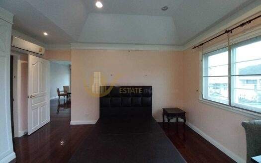 LTHC6336 – House Sukhumvit 101 FOR RENT 4 bedrooms 3 bathrooms size 350 Sq.M. Near Punnawitthi ONLY 60k / month
