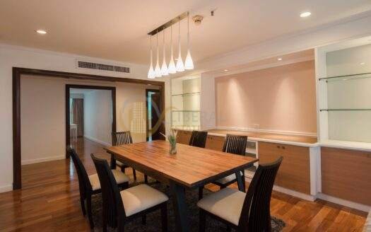 LTH6458 – Apartment for rent in Asoke 3 beds 3 baths Size 260 Sq.M. Near BTS Asoke station ONLY 130k/month