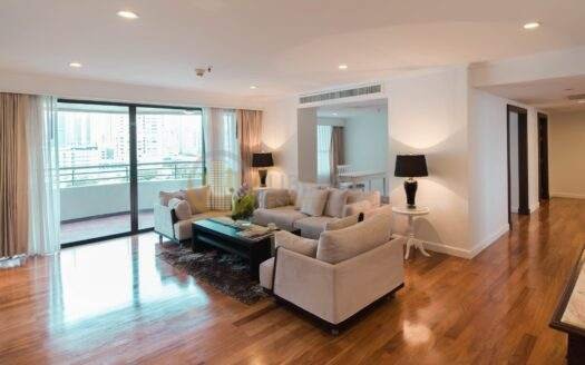 LTH6458 – Apartment for rent in Asoke 3 beds 3 baths Size 260 Sq.M. Near BTS Asoke station ONLY 130k/month