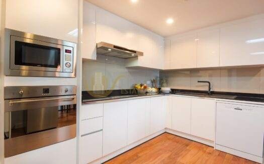LTH6454 – Apartment for rent in Asoke 2 beds 2 baths Size 158 Sq.M. Near BTS Asoke station ONLY 100k/month