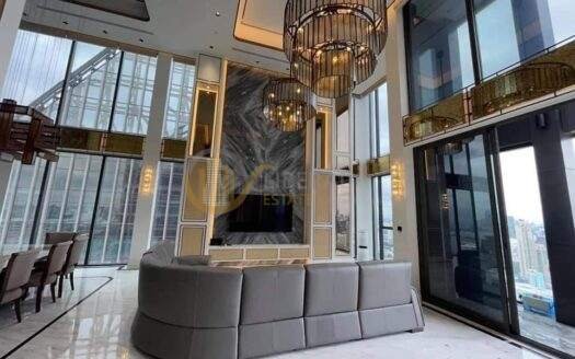 LTHC6579 – The Esse Asoke FOR RENT 3 beds 4 baths Size 244 Sq.M.Near BTS Asok stations ONLY 550k/month