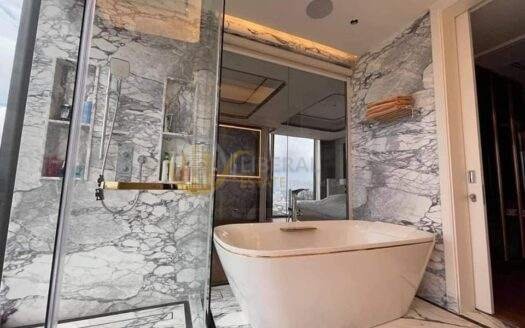 LTHC6578 – The Esse Asoke FOR SALE 3 beds 4 baths Size 244 Sq.M.Near BTS Asok stations ONLY 132 MB