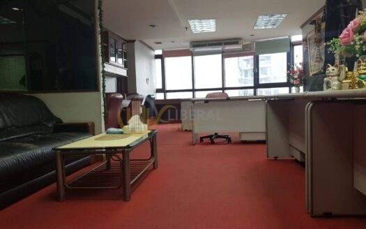 LTH6414–Modern Town Office FOR SALE in Watthana Size 98 Sq.M. 1.3 k.m. Near BTS Ekkamai ONLY 14 MB