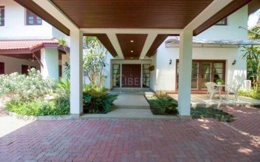 LTHC6532 – House FOR RENT in Bang Na 3 beds 4 baths 750 sq.M.Near BTS Bang Na station ONLY 150k/month