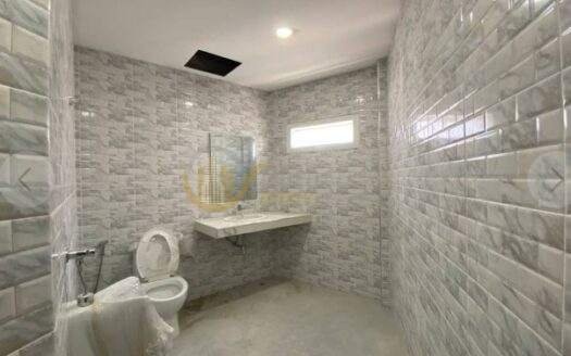 LTH6723 – Commercial Building FOR SALE in Phromphong Size 1,000 Sq.M. near BTS Phromphong Station ONLY 90 MB