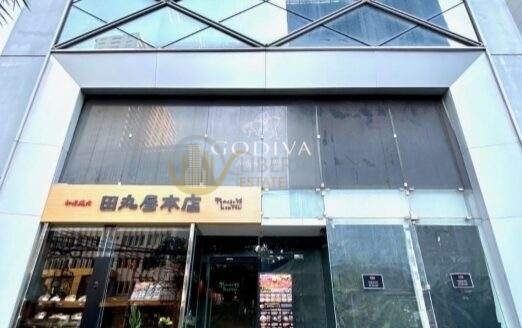 LTHC6765 – Shop for rent in Asoke Size 152 Sq.M.Near BTS Asoke Station ONLY 228k/month