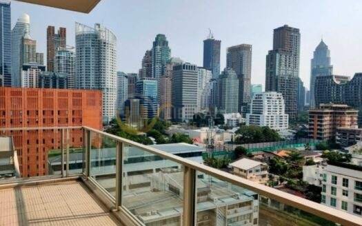 LTHC6785 – 185 Rajadamri FOR RENT 2 beds 2 baths Size 102 Sq.M.Near BTS Ratchadamri stations ONLY 110k/month