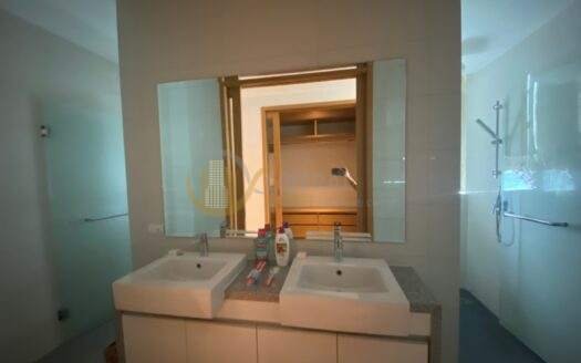 LTH6738 – Millennium Residence FOR RENT 3 beds 3 baths Size 193 Sq.M.Near BTS Asok stations ONLY 135k/month