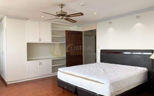 LTHC6703 – Taiping Tower FOR RENT 4 beds 3 baths Size 250 Sq.M.Near BTS Ekkamai stations ONLY 80k/month