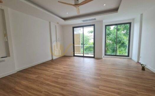 LTH6954 – Luxury and Minimal style Townhouse for Sale, rare and quality 28.1 Sq.Wah 265 Sq.M – 4 beds 5 baths on 25.9MB