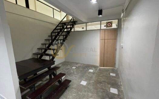 LTH6690 – Commercial Building FOR SALE in Surasak Size 340 Sq.M.Near BTS Surasak Station ONLY 19.8 MB