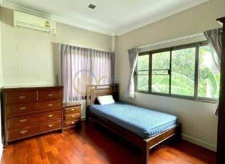 LTHC6799 – House FOR RENT in Rama 9 4 beds 3 baths 100 sq.M.Near Huamark station ONLY 125k/month