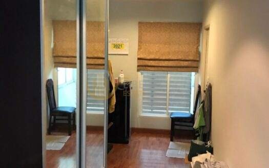 LTH6956 – Townhouse at Yannawa FOR SALE 3 beds 4 baths Size 185 Sq.M. Near MRT Khlong Toei Station ONLY 13.91 MB