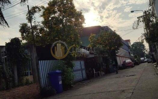 LTH6985 – Land with Single house FOR SALE in on nut size 57 Sq.Wah.BTS onnut Station ONLY 7.9 MB
