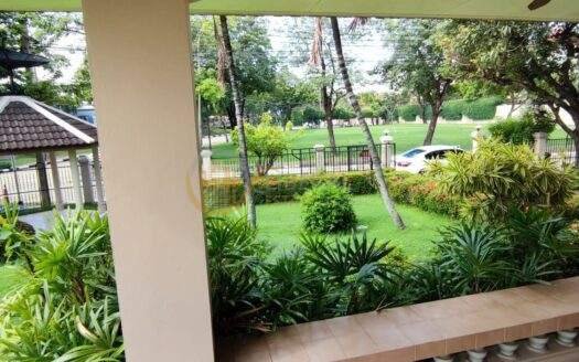 LTHC6998 – House FOR RENT in Bearing 3 beds 4 baths 162 sq.Wah. Near BTS Bearing station ONLY 65k/month