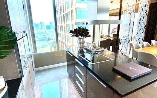 LTHC6980 – 185 Rajadamri FOR SALE 2 beds 2 baths Size 187 Sq.M.Near BTS Ratchadamri stations ONLY 115 MB