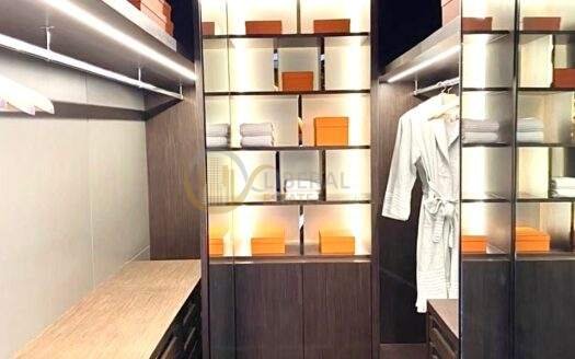 LTHC6980 – 185 Rajadamri FOR SALE 2 beds 2 baths Size 187 Sq.M.Near BTS Ratchadamri stations ONLY 115 MB