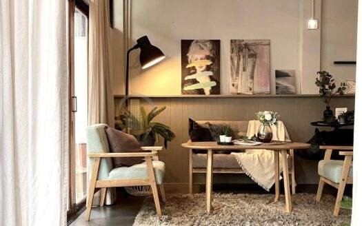 LTH7061 – Vintage Townhouse FOR RENT in Ekkamai 3 beds 2 baths size 165 Sq.M. Nearby BTS Ekkamai station ONLY 65k/Month