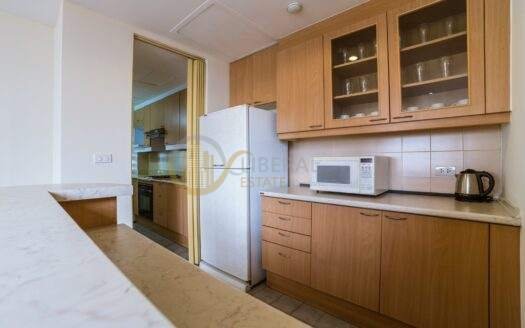 LTH5427 – Duplex Penthouse type Service Apartment FOR RENT in Silom 3 beds size 310 Sq.M. Nearby MRT Silom station ONLY 120k/Month