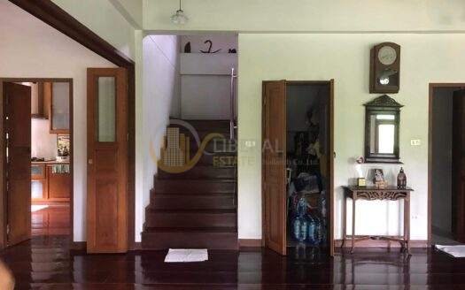LTHC7032 – Land with 2 Traditional Houses FOR SALE in Onnut 6 beds 7 baths 620 sq.M. Near BTS Onnut station ONLY 46 MB