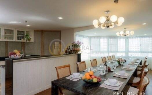 LTH7365– Duplex Penthouse Apartment in Sathorn FOR RENT 6 beds 7 baths size 450 Sq.M.Near BTS Chong Nonsi station ONLY 250k/month