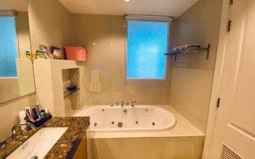 LTHC7242 – Athenee Residence FOR RENT 3 beds 3 baths Size 178 Sq.M. Near BTS Phloen Chit stations ONLY 125k/month