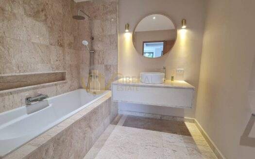 LTH6954 – Luxury and Minimal style Townhouse for Sale, rare and quality 28.1 Sq.Wah 265 Sq.M – 4 beds 5 baths on 25.9MB