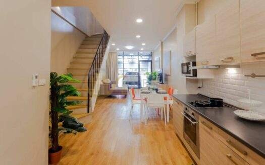 LTHC7193 – Townhouse in Sukhumvit 65 FOR RENT 4 beds 3 baths Size 190.45 Sq.M.Near BTS Ekkamai Station ONLY 75k/month