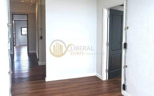 LTHC7204 – Single Home Office in Onnut area FOR SALE 4 beds 2 baths Size 300 Sq.M. Near BTS Onnut Station ONLY 24.9 MB