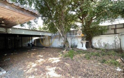 LTHC7205 – Land with detached house FOR SALE 4 beds 5 baths Size 108 Sq.Wah in Phrakanong area (Sukhumvit 71) ONLY 22 MB