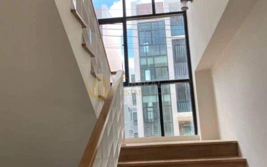 LTH7218 – Home Office FOR SALE in Kingkaew 6 beds 6 baths Size 440 Sq.M. Nearby ARL Suvarnabhumi Airport station ONLY 14.9 MB