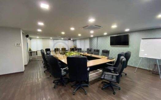 LTH7226 – Home Office in Bangna FOR RENT 12 beds 12 baths Size 920 Sq.M. Near BTS Bearing Station ONLY 300k/month